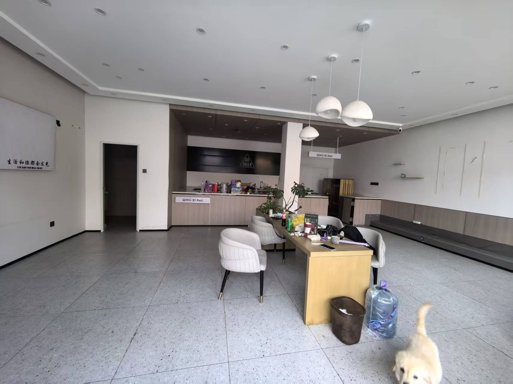 金三元街店面出兑